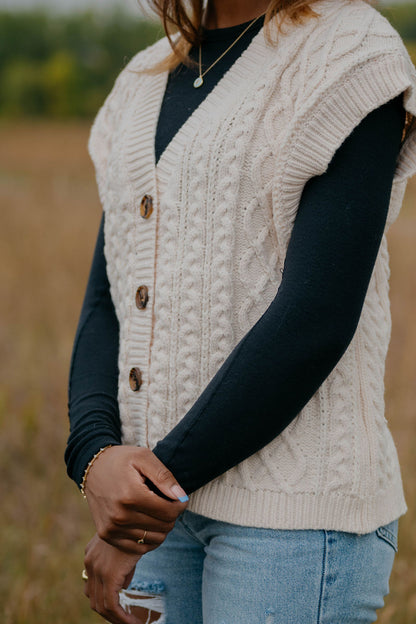 WEDNESDAY CHUNKY CABLE SWEATER VEST